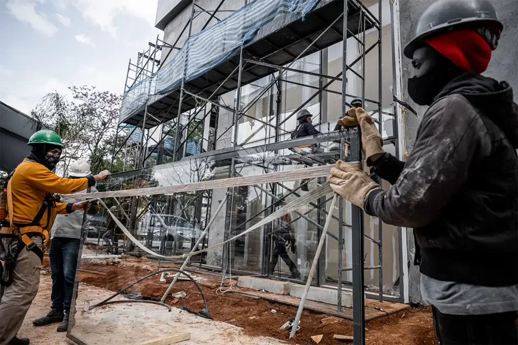 Confiança da construção civil atinge seu maior nível desde dezembro de 2013